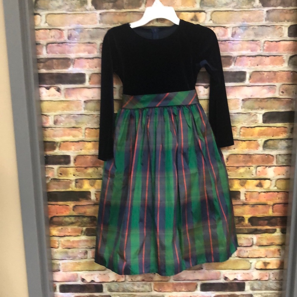 Navy Velvet top w/ navy/green/red plaid skirt